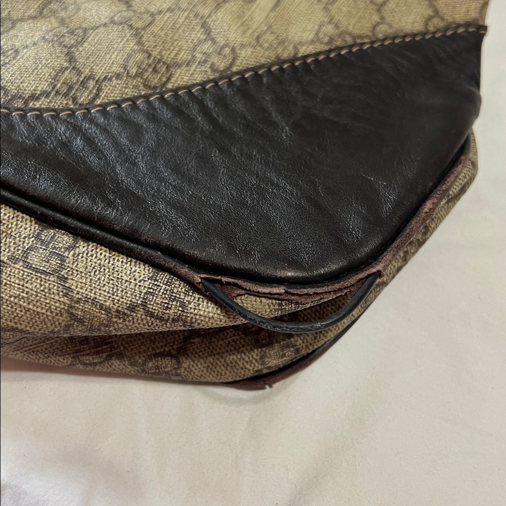 OVER-LOVED GUCCI SHOULDER BAG - PROJECT OR RESTORATION BAG - Picture 8 of 17
